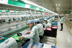 在電腦上工作時(shí)如何正確使用防靜電腕帶？